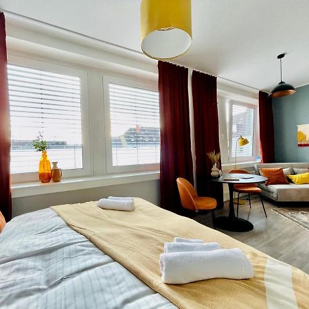 Klassen Stay - Exklusives Apartment Am Hbf - Kueche, Netflix, Kingsizebett Koblenz  Buitenkant foto